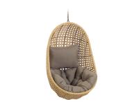 Sillón colgante Cira con acabado natural