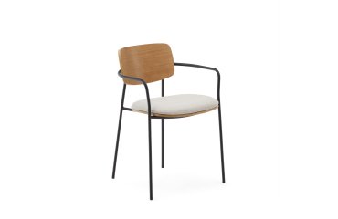 Silla Maureen de chapa de roble acabado natural y metal 