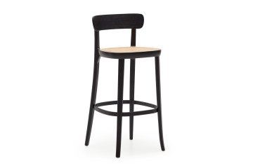 Taburete Romane de madera de haya acabado negro y chapa de fresno y ratán altura 75 cm