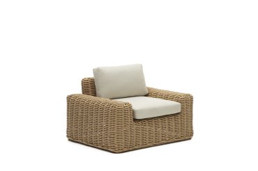 Portlligat polyrattan outdoor armchair in a natural finish