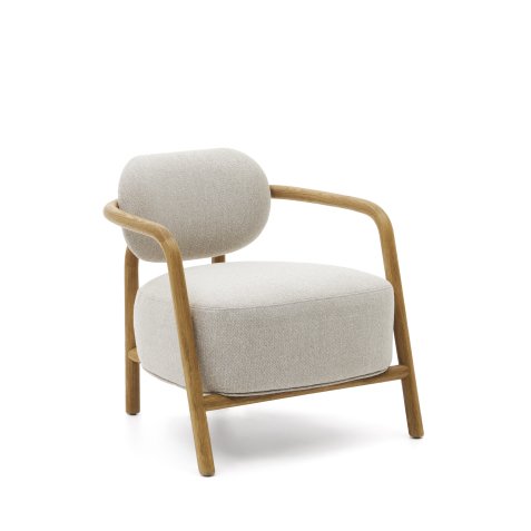 Melqui beige armchair in solid oak wood with a natural finish