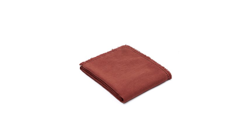 Montalt 100% linen tablecloth with terracotta fringes and black contrast stitching 150 x 250 cm