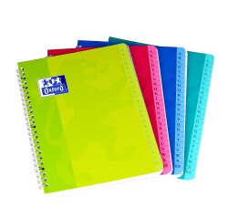 Répertoire Oxford color life 17x22cm petits carreaux 5mm 100 pages reliure spirale couverture carte coloris assortis