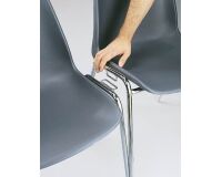 Sedia ospite Sora impilabile con possibilità di collegamento