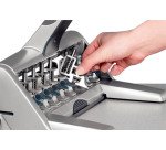 Perforateur 4 trous Akto Leitz - capacité 30 feuilles - gris