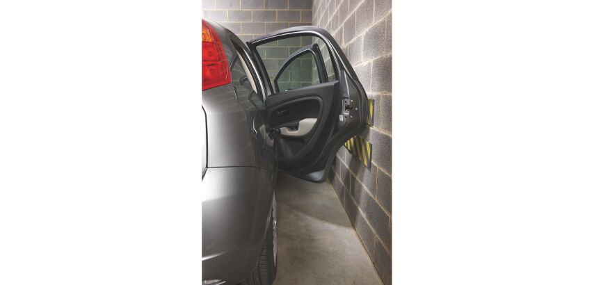 Universal protection strip for car door