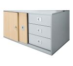 Bureau Optyma met zijkant op bijzetkast en geïntegreerd ladenblok