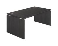 Scrivania direzionale Shiny con gambe in legno massiccio