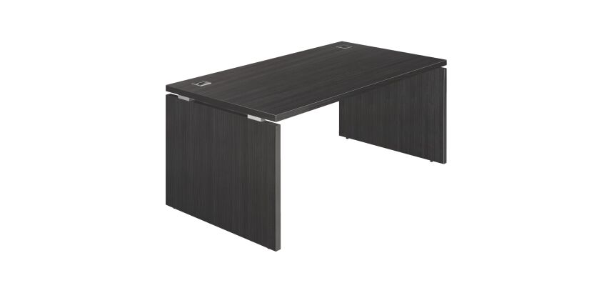 Scrivania direzionale Shiny con gambe in legno massiccio