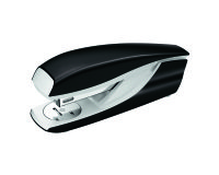 Grapadora Petrus 635  Wow - Capacidad 30 hojas