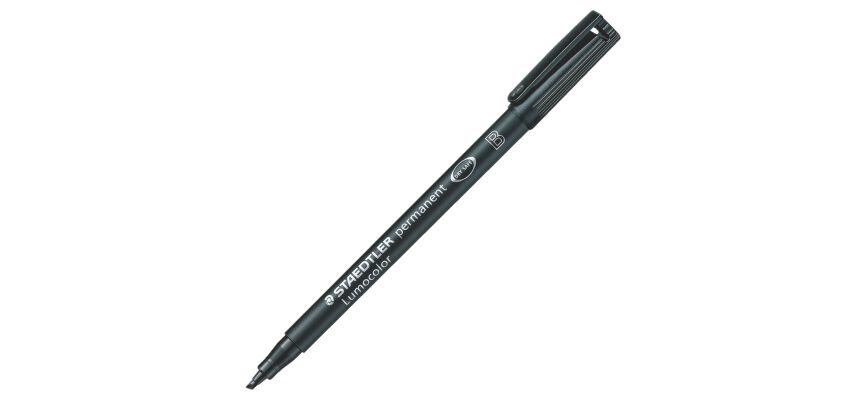 Stylo feutre Staedtler Lumocolor 319 permanent- Étui de 4 pointes assorties