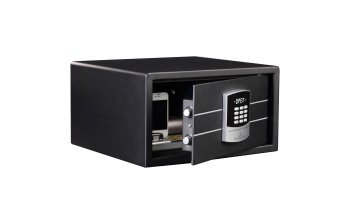 Safes & vaults