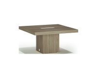 Squared table Essenzza 