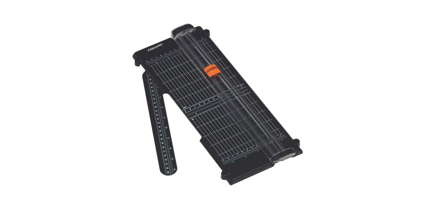 Massicot SureCut Titanium Fiskars A4 - capacité 7 feuilles