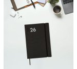 Agenda  140x204 1 Día Página Dynamic Mara Finocam Negro Español