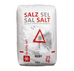 Pack 25 kg salt for icy roads