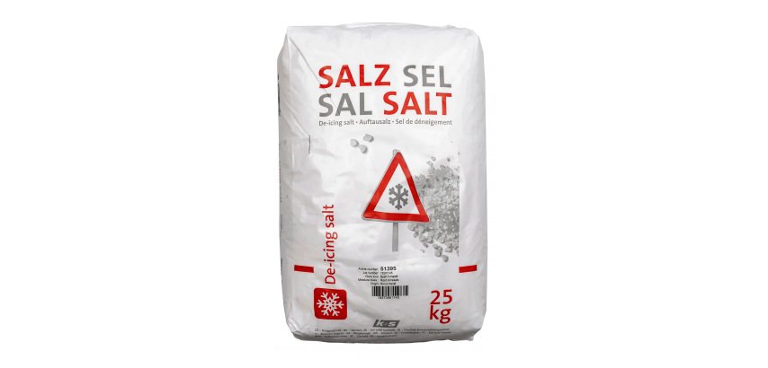 Pack 25 kg salt for icy roads