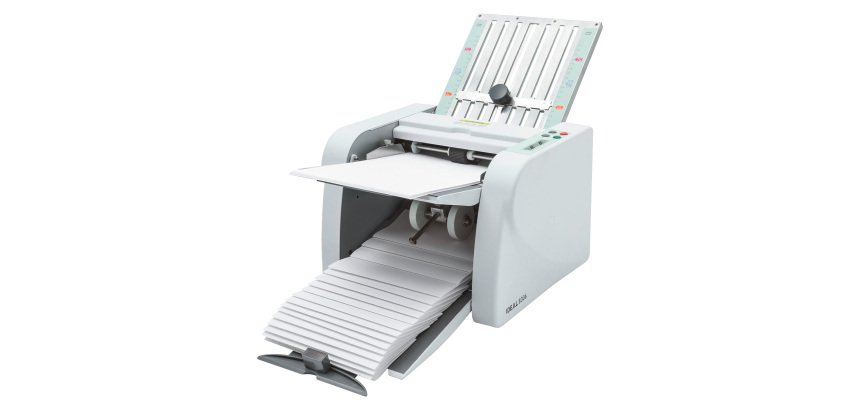 Plieuse de bureau compacte IDEAL 8306
