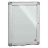 Glazen uitstalkast 4 bladen, aluminium metalen wand.