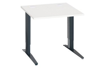 Straight desk Excellens Metal Plus with fixed or adjustable L-shaped legs during assembly