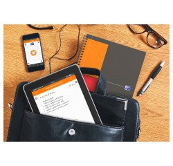 Oxford International Activebook spiral binding B5 17,6 x 25 cm - perforated 4 holes - white lined - 160 pages 