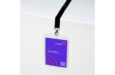 Identificador Gran formato Avery Con cinta negra Paquete de 10