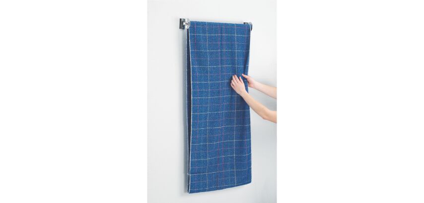 Wooden bar for sponge towel