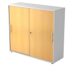 Witte kast, beuk deuren H 110 x B 120 x D 40 cm