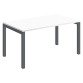 Bureau droit Teamline plateau blanc L 140 cm - piètement métal
