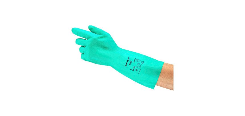 Guanti Ansell Alphatec® Solvex® 37-675 in nitrile verde, 12 paia