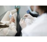 Guanti monouso Reflexx® 40 in lattice bianco con polvere, 100 unità