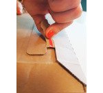 Buste in cartone teso bianco FSC 300gr - formato 170 x 230 mm - dotate di chiusura adesiva tenace e un sistema di apertura facilitata - misura DIN C5 - 20 unità