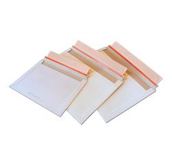 Buste in cartone teso bianco FSC 300gr - formato 170 x 230 mm - dotate di chiusura adesiva tenace e un sistema di apertura facilitata - misura DIN C5 - 20 unità