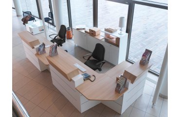 Reception bench corner model L 363 x D 163 cm Quadri oak