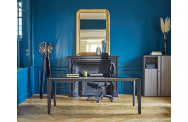 Straight desk Direction Onyx glass top
