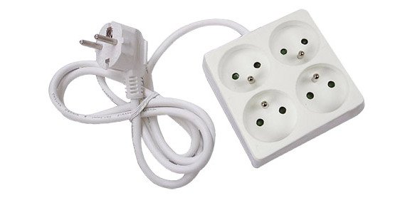 Multiprise sans interrupteur câble 90 cm pour 4 prises