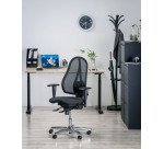 Chaise de bureau HOLLY SITNESS dossier maille - avec accoudoirs - Mécanisme Synchrone - Pieds chrome