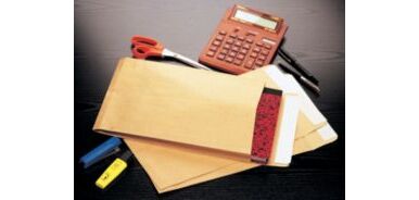 Buste a sacco con soffietto Pigna E4 120 g/m² avana senza finestra chiusura autoadesiva 300 x 400 mm 250 unità