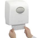 Scott Essential Slimroll Hand Towels Rolled White 1 Ply 6695 6 Rolls of 190 m