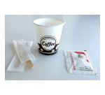 Kit con bustine di zucchero bianco+bicchierini+palettine legno incartate 100 unità