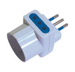 En_adattatore 3plo 10a standard it e schuko