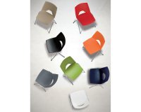 En_sedia a 4 gambe nero unisit strike coldl