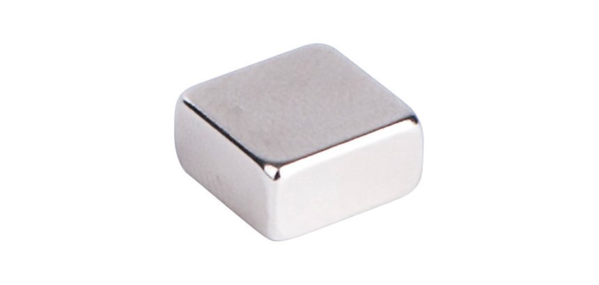 Plots magnétiques aimants puissants carrés argentés - lot de 6