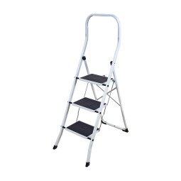 Step ladder with 3 steps