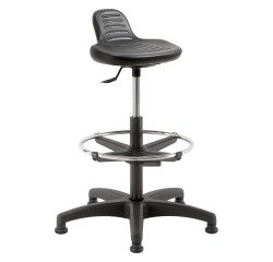 Hoge, technische kruk op voetjes met rugsteun