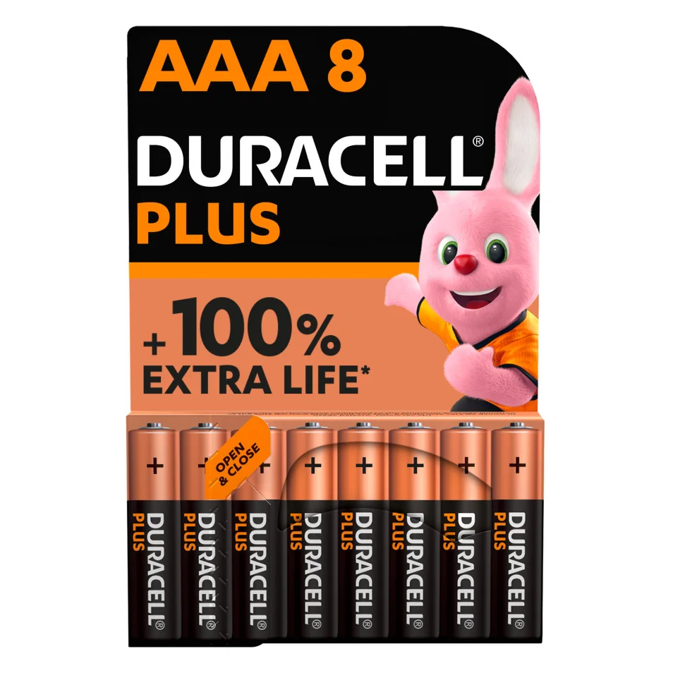 Cargador Duracell con 8 pilas recargables AA y 8 pilas recargables AAA