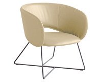 Poltrona ospite Maui con base in metallo a slitta