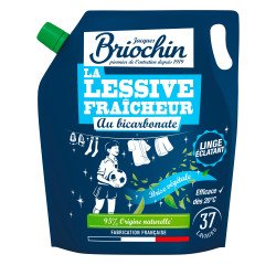 Liquid laundry detergent with Bicarbonate Briochin Brise Végétale - 37 washes - 1.7 L refill