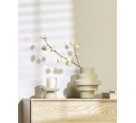 Bandeja Kaili de metal con acabado pintado beige