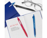 Kugelschreiber Paper Mate Inkjoy 300, einziehbar, 1 mm Spitze - mittlere Schreibstärke.